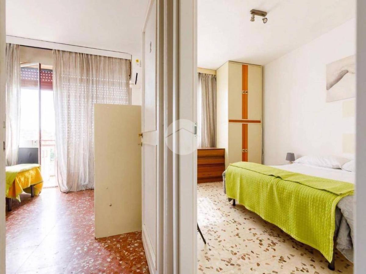 "Vacanze Romane" Stazione Tiburtina, Appartamento Tre Camere Da Letto 5 Posti Letto Exteriér fotografie