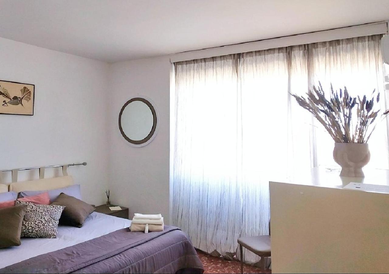 "Vacanze Romane" Stazione Tiburtina, Appartamento Tre Camere Da Letto 5 Posti Letto Exteriér fotografie
