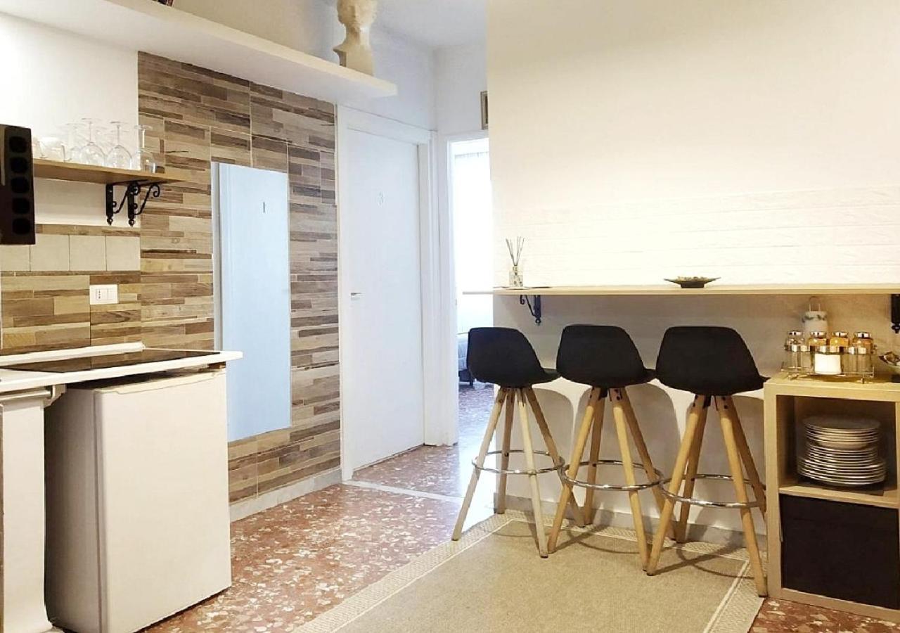"Vacanze Romane" Stazione Tiburtina, Appartamento Tre Camere Da Letto 5 Posti Letto Exteriér fotografie