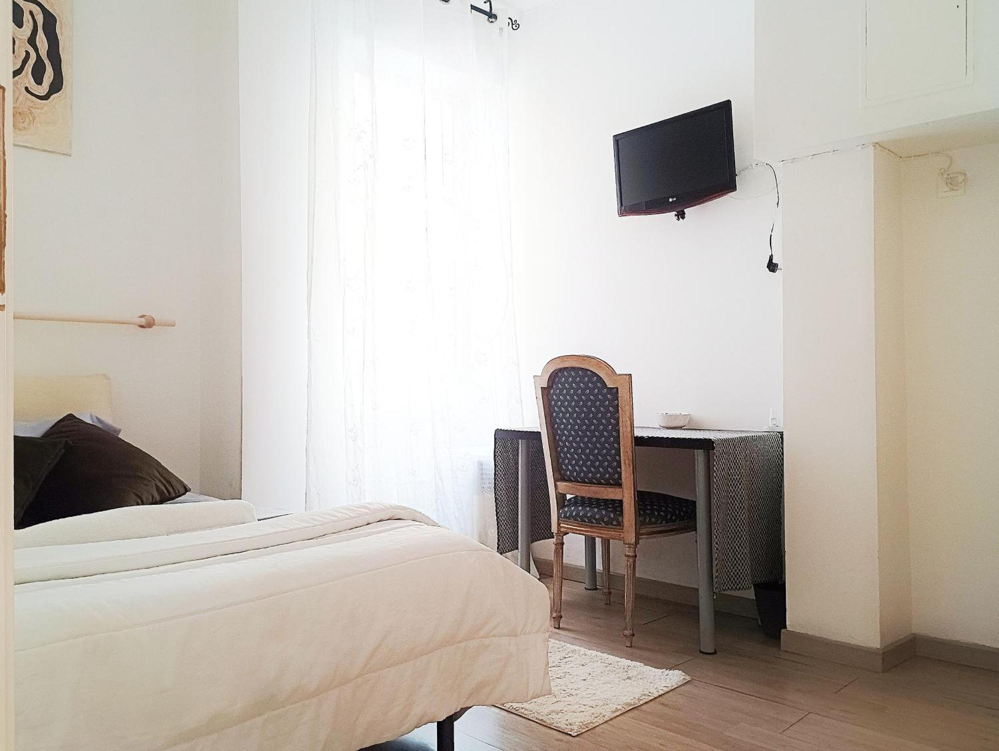 "Vacanze Romane" Stazione Tiburtina, Appartamento Tre Camere Da Letto 5 Posti Letto Exteriér fotografie